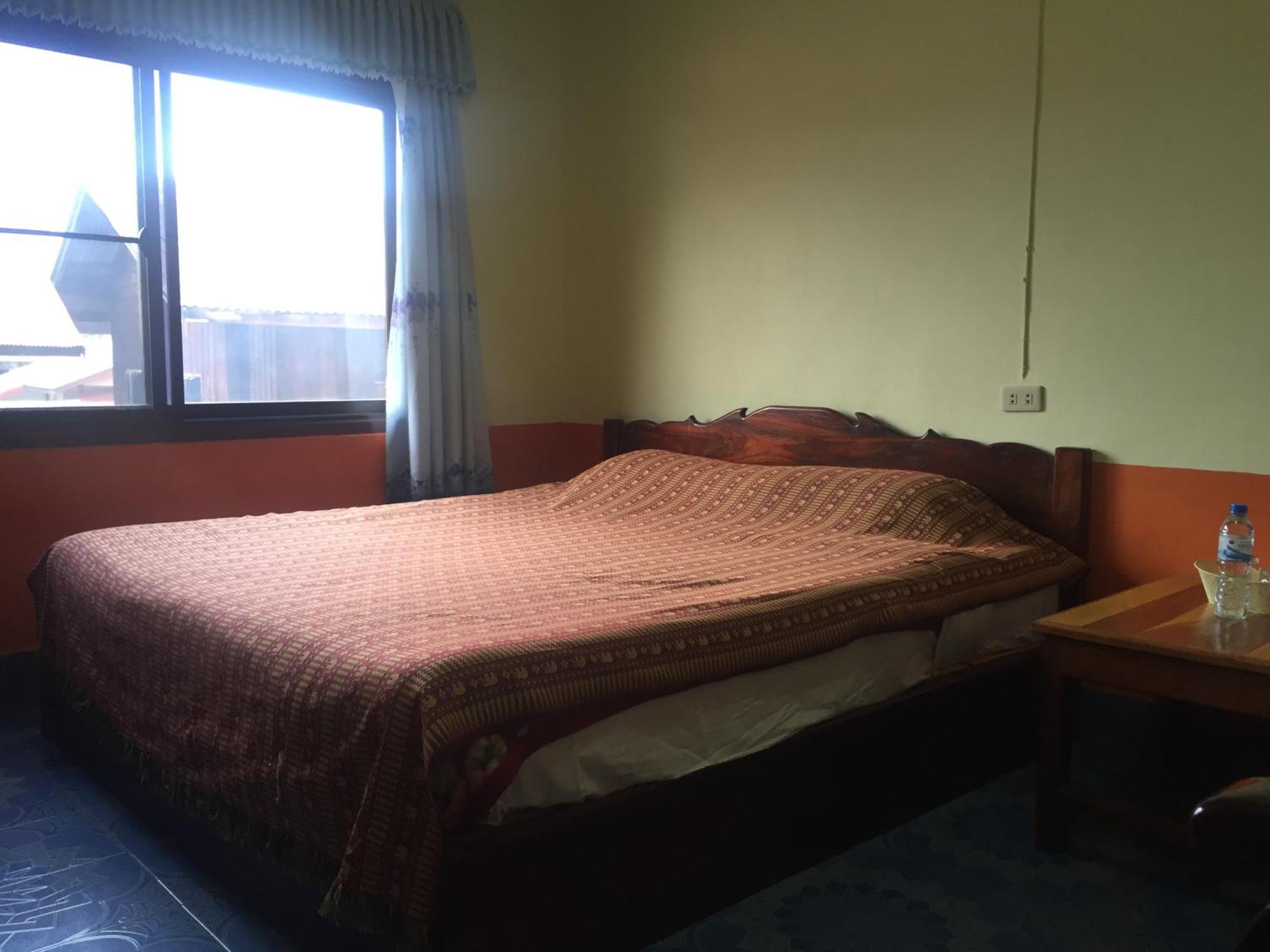 Oudomphone Guesthouse 2 บ้านห้วยทราย ภายนอก รูปภาพ