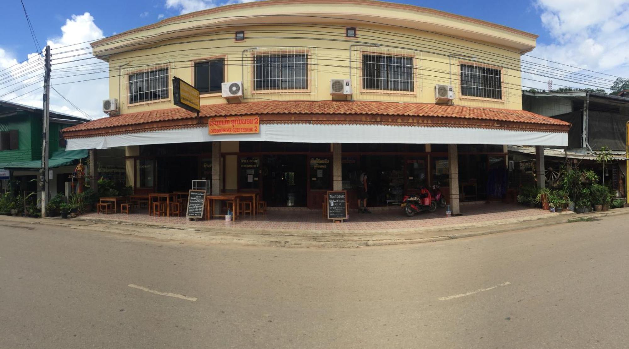 Oudomphone Guesthouse 2 บ้านห้วยทราย ภายนอก รูปภาพ