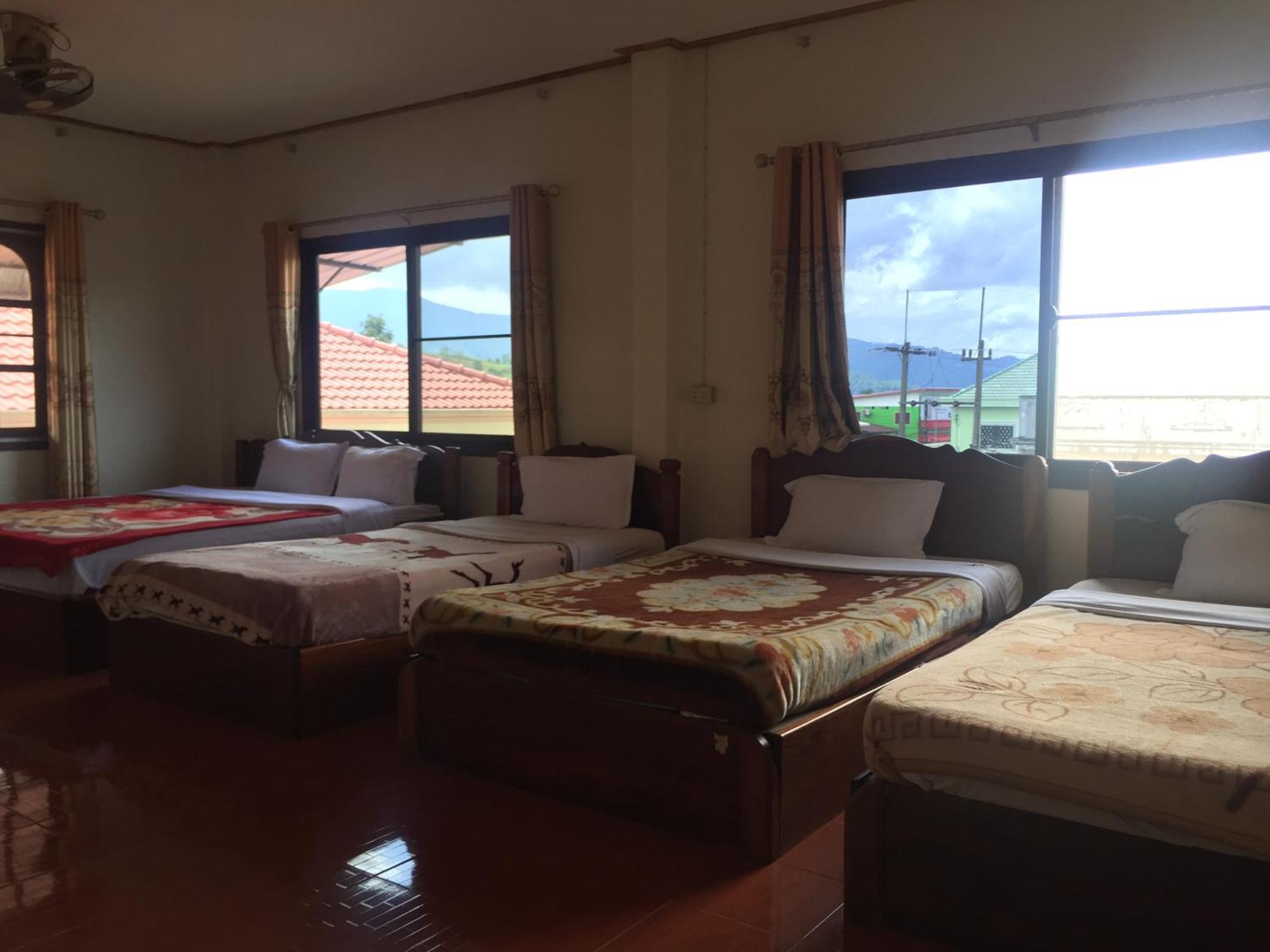 Oudomphone Guesthouse 2 บ้านห้วยทราย ภายนอก รูปภาพ